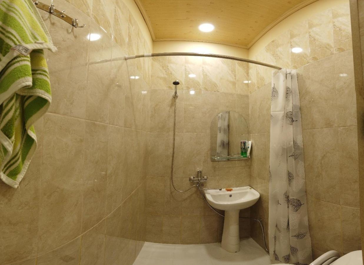 New Apartment In Old City Bakoe Buitenkant foto