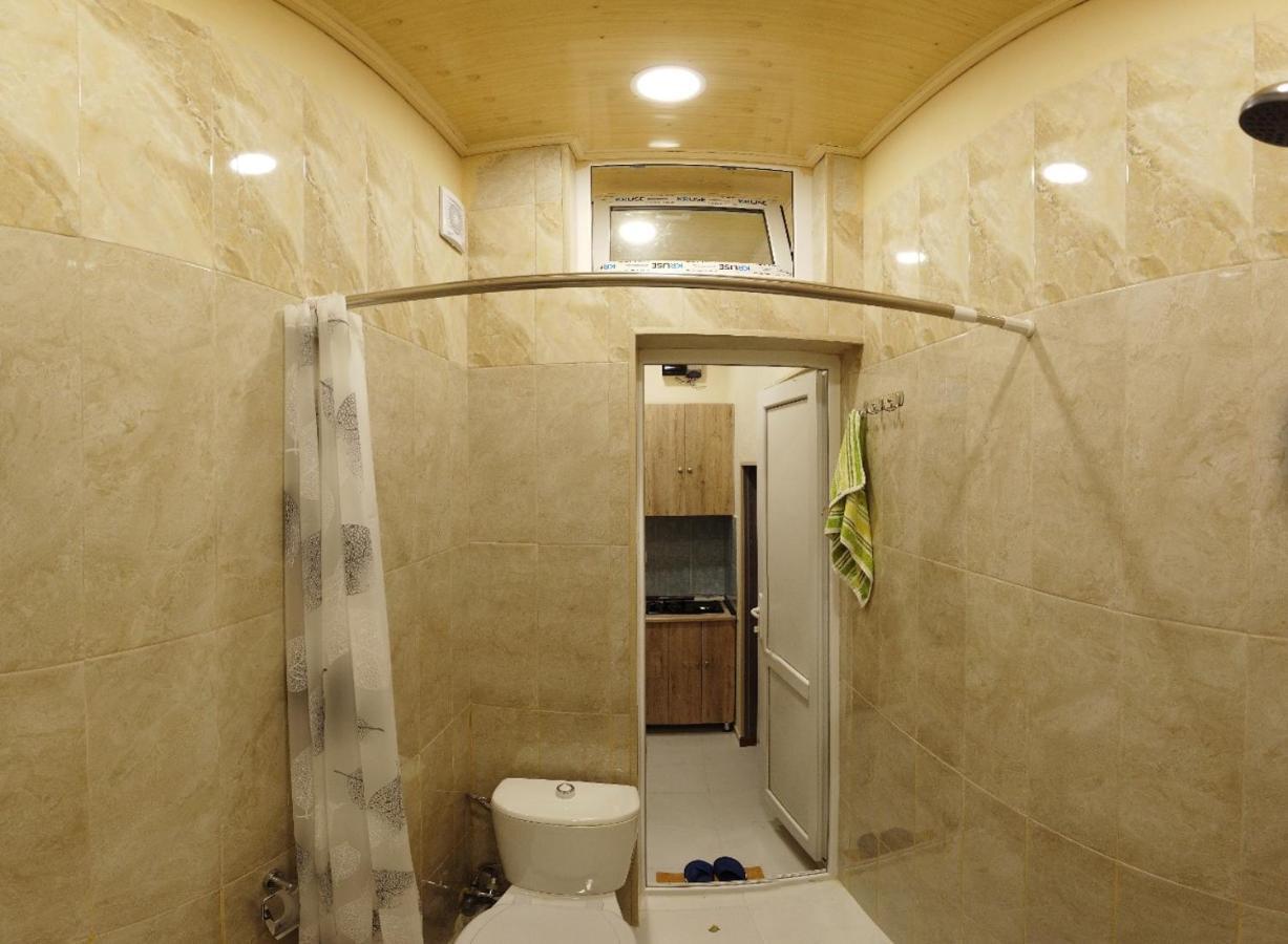 New Apartment In Old City Bakoe Buitenkant foto